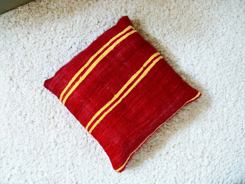 Artisan-Crafted Moroccan Handwoven Kilim Pillow and Berber Style Cushion, Perfect for Boho-Inspired Cozy Home Decor with Moroccan Handmade Wool Touch.